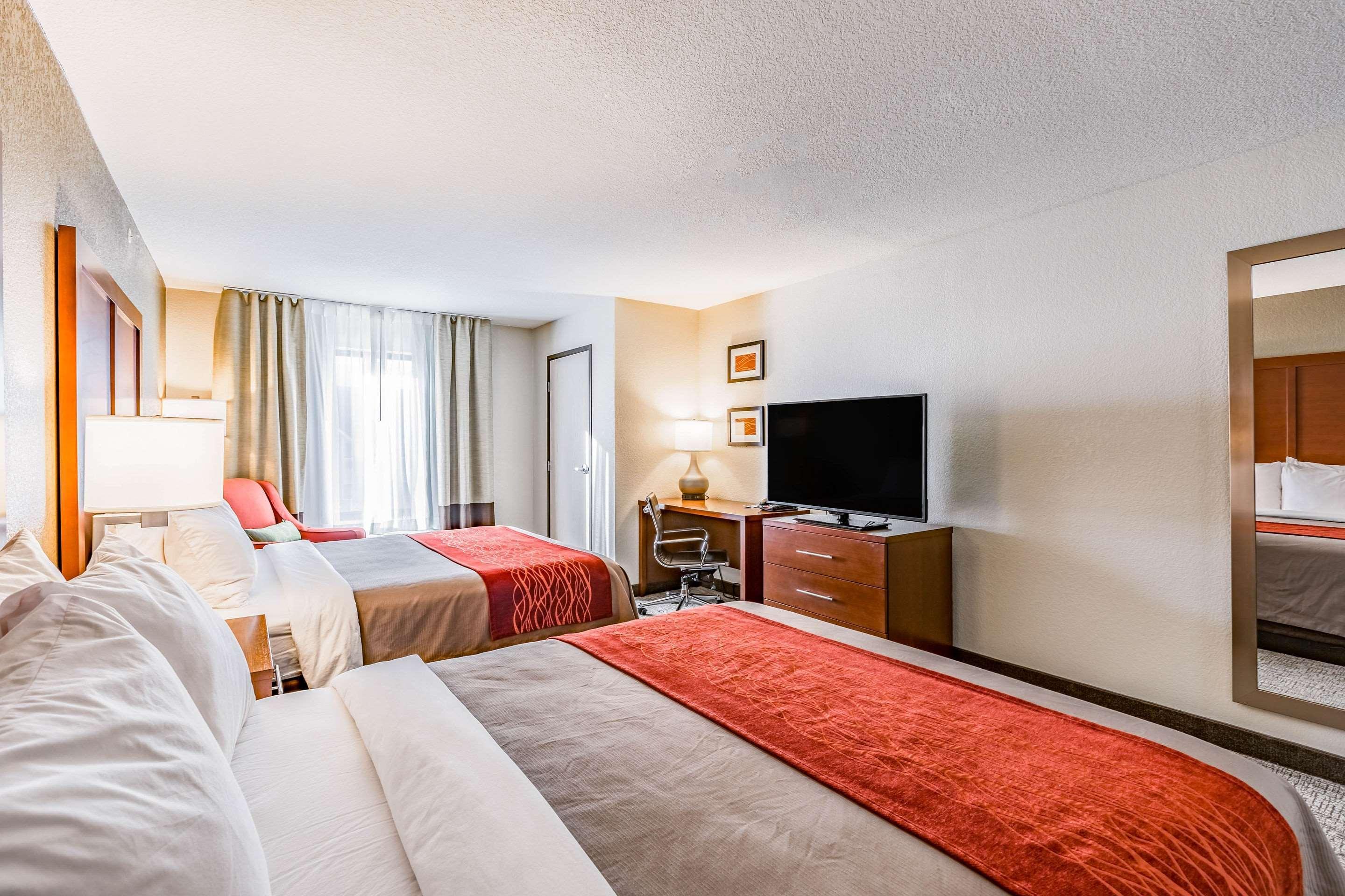 Comfort Inn Altoona-Des Moines エクステリア 写真
