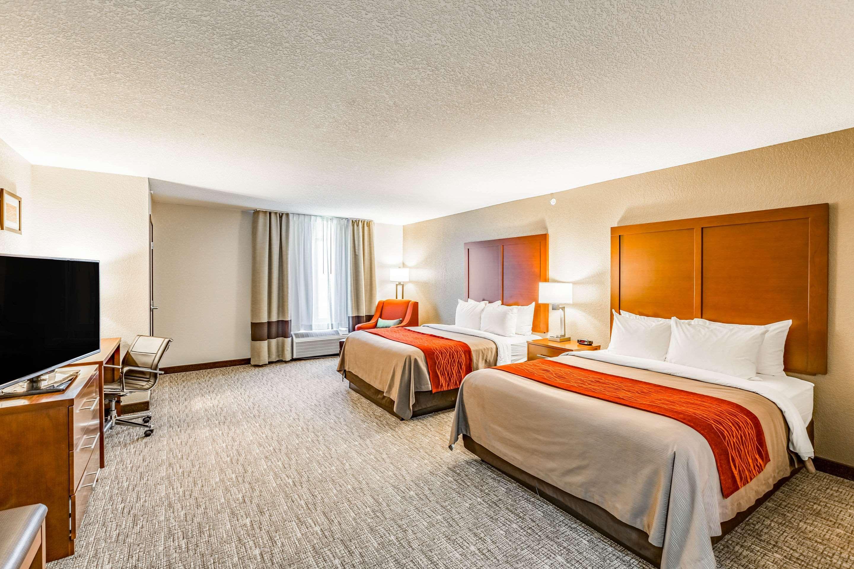 Comfort Inn Altoona-Des Moines エクステリア 写真