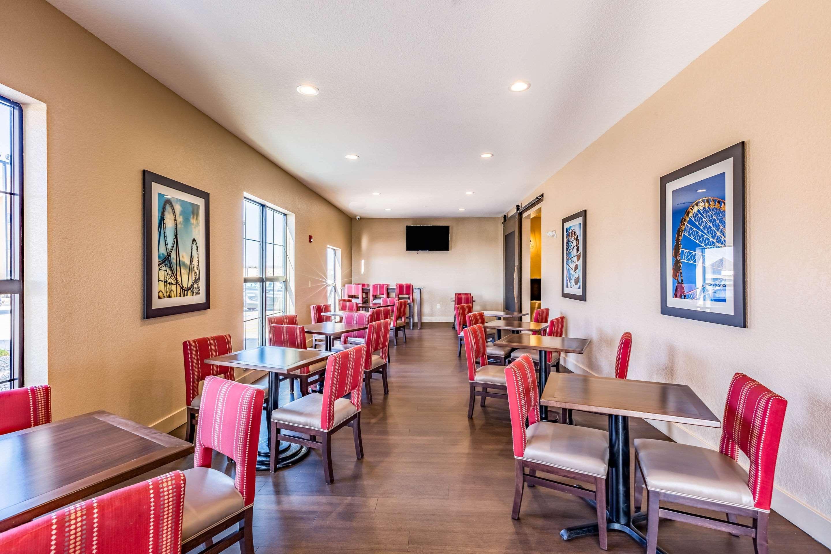 Comfort Inn Altoona-Des Moines エクステリア 写真