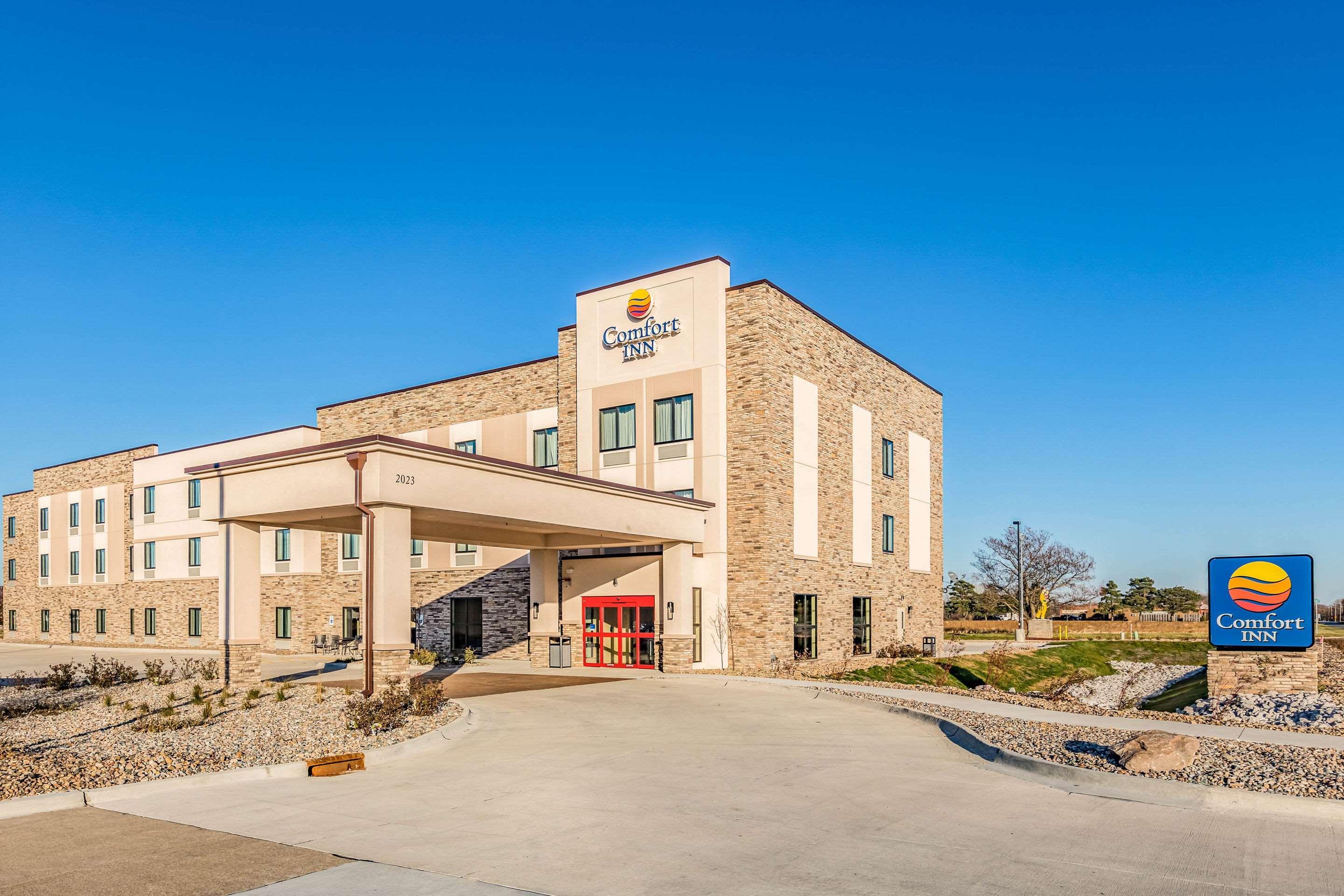 Comfort Inn Altoona-Des Moines エクステリア 写真